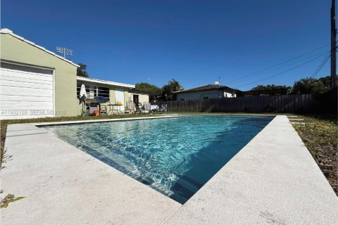 Villa ou maison à vendre à Miami Shores, Floride: 3 chambres, 127.09 m2 № 1999355 - photo 18
