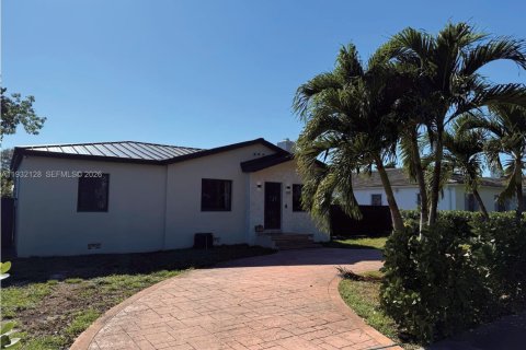 Villa ou maison à vendre à Miami Shores, Floride: 3 chambres, 127.09 m2 № 1999355 - photo 7