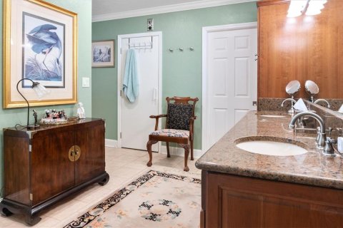 House in High Springs, Florida 4 bedrooms, 330.45 sq.m. № 1747079 - photo 26