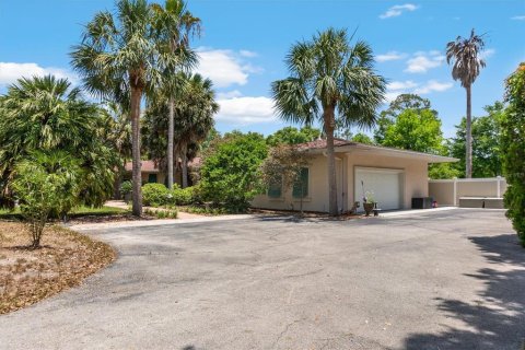 House in High Springs, Florida 4 bedrooms, 330.45 sq.m. № 1747079 - photo 18