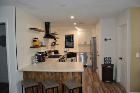 House in Deltona, Florida 4 bedrooms, 165.37 sq.m. № 1871218 - photo 17