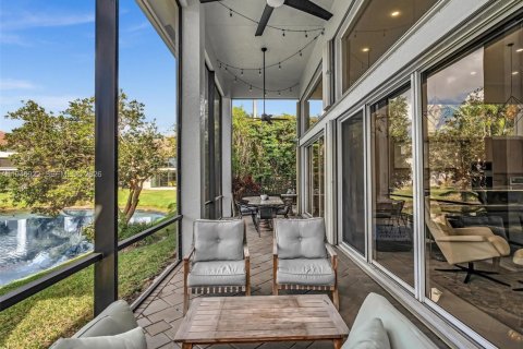 Casa en venta en Boca Raton, Florida, 4 dormitorios, 298.22 m2 № 2003474 - foto 12