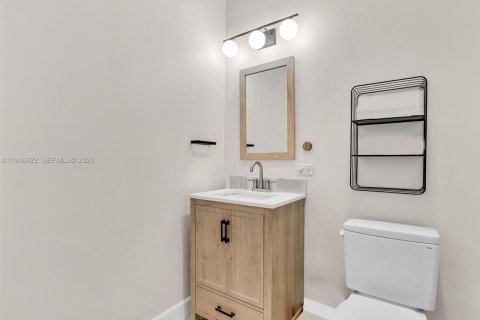 Casa en venta en Boca Raton, Florida, 4 dormitorios, 298.22 m2 № 2003474 - foto 29