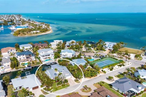 Villa ou maison à vendre à Holmes Beach, Floride: 4 chambres, 298.59 m2 № 2113728 - photo 3