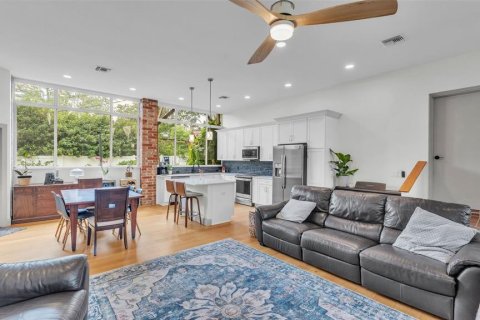 Villa ou maison à vendre à Lakeland, Floride: 4 chambres, 230.58 m2 № 1877447 - photo 8