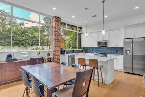 Villa ou maison à vendre à Lakeland, Floride: 4 chambres, 230.58 m2 № 1877447 - photo 9