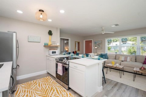Villa ou maison à vendre à Bradenton, Floride: 2 chambres, 104.7 m2 № 2324767 - photo 9