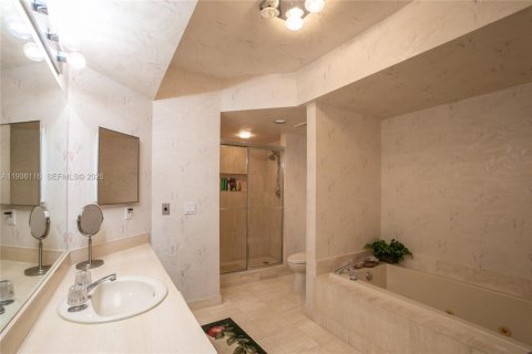 Купить кондоминиум в Авентура, Флорида 3 спальни, 141.21м2, № 1996018 - фото 24