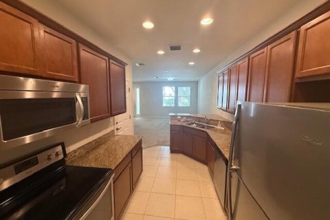 Touwnhouse à louer à Jupiter, Floride: 3 chambres, 142.42 m2 № 2439283 - photo 3