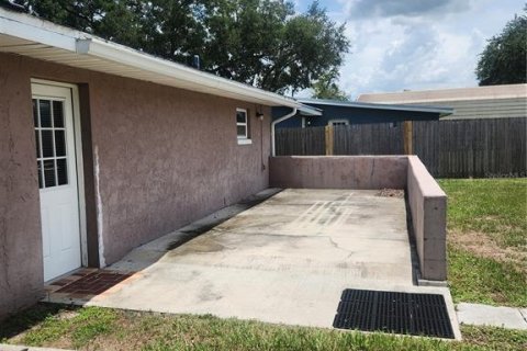 House in Lakeland, Florida 3 bedrooms, 93.92 sq.m. № 1829183 - photo 12