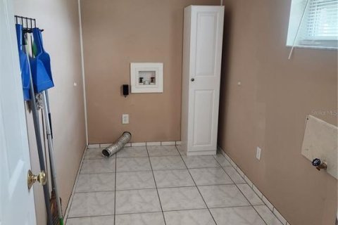 House in Lakeland, Florida 3 bedrooms, 93.92 sq.m. № 1829183 - photo 13