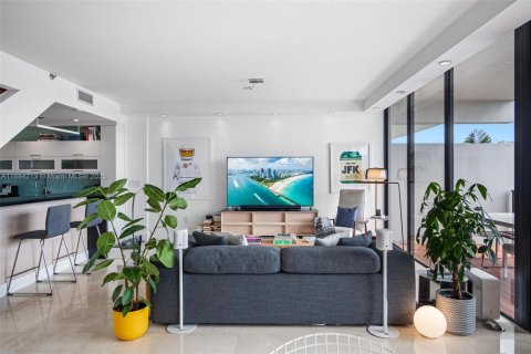Copropriété à louer à Miami, Floride: 1 chambre, 95.69 m2 № 1930882 - photo 24