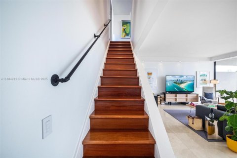 Copropriété à louer à Miami, Floride: 1 chambre, 95.69 m2 № 1930882 - photo 26