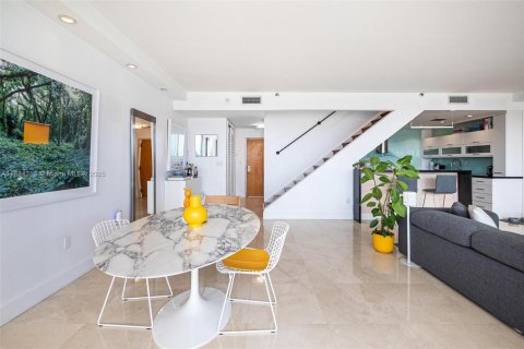 Copropriété à louer à Miami, Floride: 1 chambre, 95.69 m2 № 1930882 - photo 8