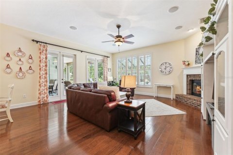 Casa en venta en Fish Hawk, Florida, 5 dormitorios, 403.29 m2 № 1744264 - foto 23