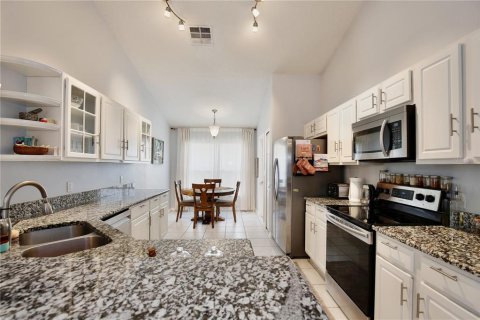 House in Kissimmee, Florida 3 bedrooms, 169.27 sq.m. № 1827240 - photo 6