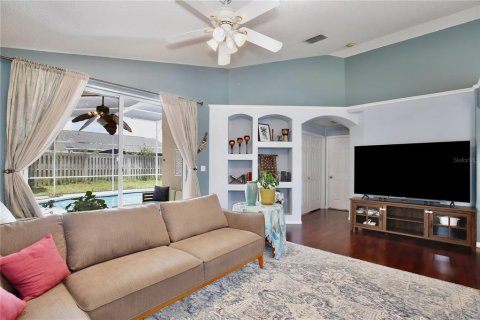 House in Kissimmee, Florida 3 bedrooms, 169.27 sq.m. № 1827240 - photo 12