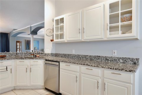 House in Kissimmee, Florida 3 bedrooms, 169.27 sq.m. № 1827240 - photo 8