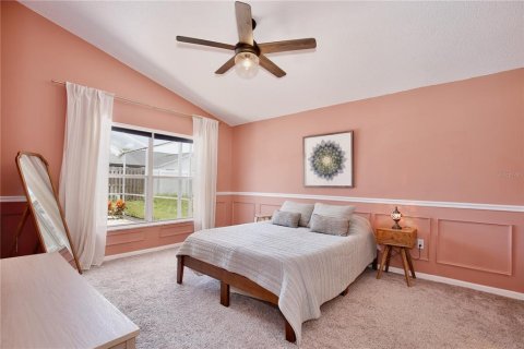 House in Kissimmee, Florida 3 bedrooms, 169.27 sq.m. № 1827240 - photo 13
