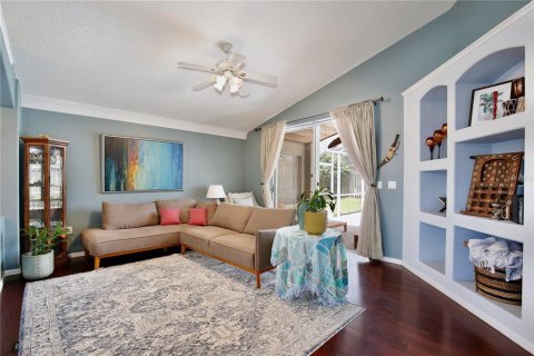 House in Kissimmee, Florida 3 bedrooms, 169.27 sq.m. № 1827240 - photo 10