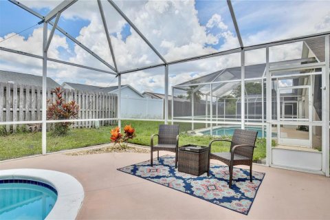 House in Kissimmee, Florida 3 bedrooms, 169.27 sq.m. № 1827240 - photo 30