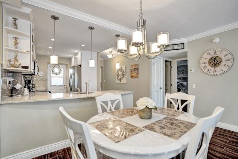 Купить кондоминиум в Дирфилд-Бич, Флорида 2 спальни, 116.59м2, № 2019905 - фото 14