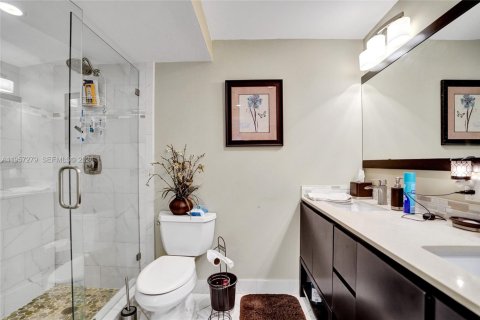 Купить кондоминиум в Дирфилд-Бич, Флорида 2 спальни, 116.59м2, № 2019905 - фото 22