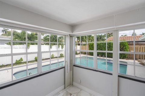 Casa en venta en Fort Lauderdale, Florida, 4 dormitorios, 195.37 m2 № 1933197 - foto 14