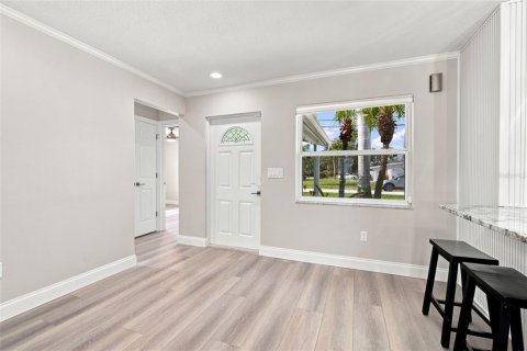 Villa ou maison à louer à Saint Petersburg, Floride: 3 chambres, 126.35 m2 № 2149895 - photo 16