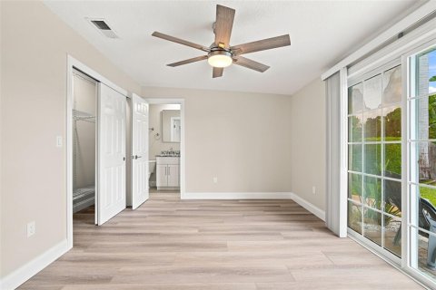 Villa ou maison à louer à Saint Petersburg, Floride: 3 chambres, 126.35 m2 № 2149895 - photo 26