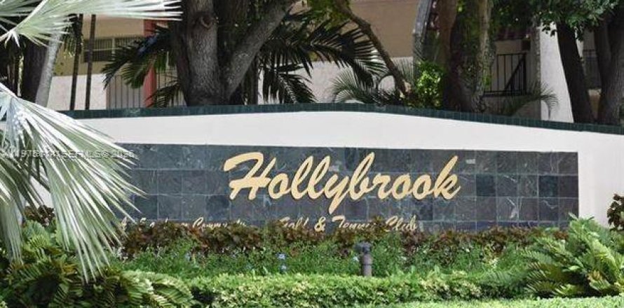 Condo in Pembroke Pines, Florida, 2 bedrooms  № 2038409