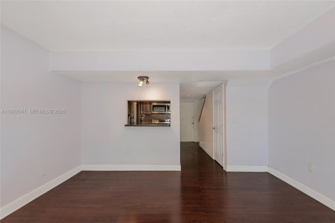 Condominio en venta en Miami, Florida, 2 dormitorios, 103.49 m2 № 2023759 - foto 6