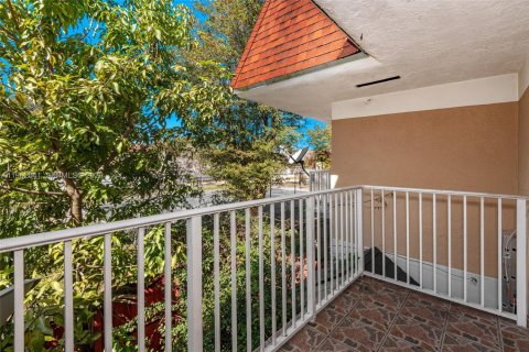 Condominio en venta en Miami, Florida, 2 dormitorios, 103.49 m2 № 2023759 - foto 25