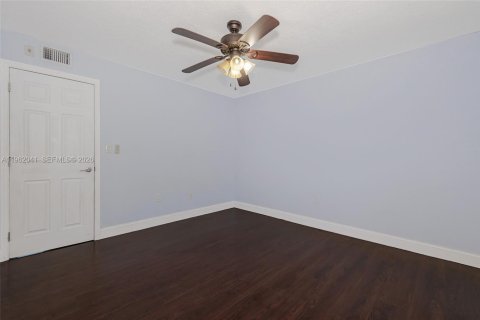 Condominio en venta en Miami, Florida, 2 dormitorios, 103.49 m2 № 2023759 - foto 24