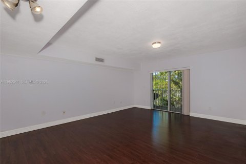 Condominio en venta en Miami, Florida, 2 dormitorios, 103.49 m2 № 2023759 - foto 3