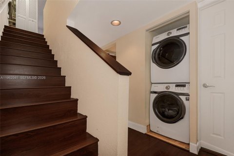 Condominio en venta en Miami, Florida, 2 dormitorios, 103.49 m2 № 2023759 - foto 15