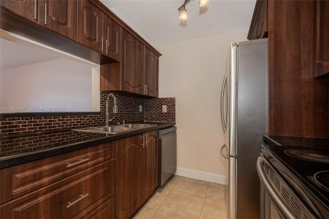 Condominio en venta en Miami, Florida, 2 dormitorios, 103.49 m2 № 2023759 - foto 8