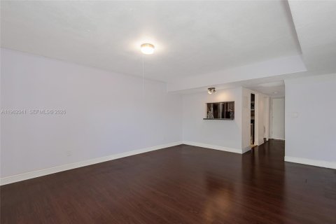 Condominio en venta en Miami, Florida, 2 dormitorios, 103.49 m2 № 2023759 - foto 5