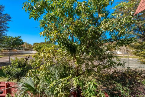 Condominio en venta en Miami, Florida, 2 dormitorios, 103.49 m2 № 2023759 - foto 27