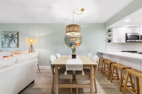 Condominio en venta en Flagler Beach, Florida, 2 dormitorios, 110 m2 № 1734915 - foto 7