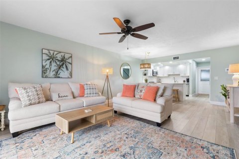 Condominio en venta en Flagler Beach, Florida, 2 dormitorios, 110 m2 № 1734915 - foto 5