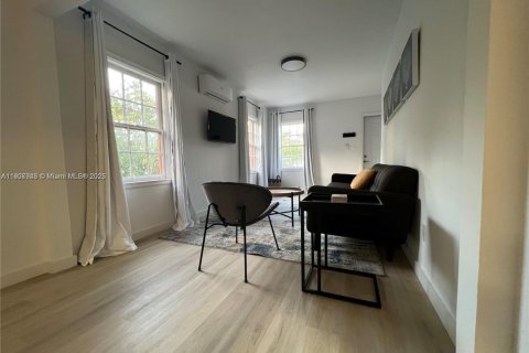 Apartment in Miami Beach, Florida 1 bedroom, 68.75 sq.m. № 1964153 - photo 2