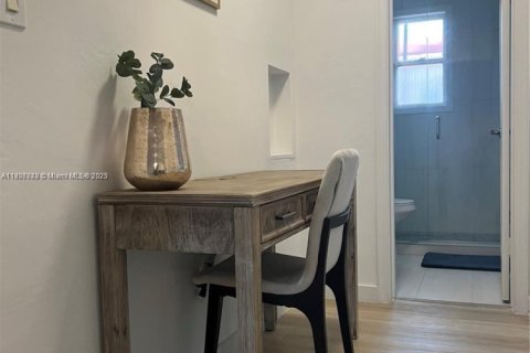 Apartment in Miami Beach, Florida 1 bedroom, 68.75 sq.m. № 1964153 - photo 7