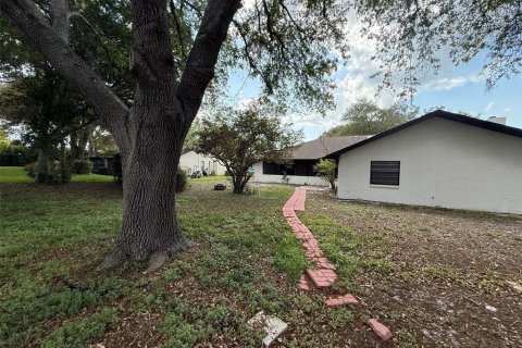 Villa ou maison à vendre à Weeki Wachee, Floride: 3 chambres, 207.26 m2 № 2102224 - photo 18