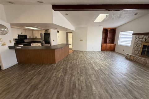 Villa ou maison à vendre à Weeki Wachee, Floride: 3 chambres, 207.26 m2 № 2102224 - photo 2