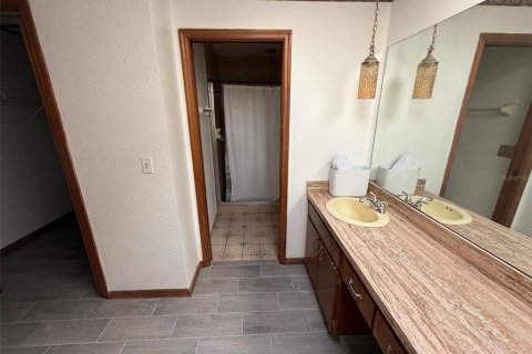 Villa ou maison à vendre à Weeki Wachee, Floride: 3 chambres, 207.26 m2 № 2102224 - photo 12