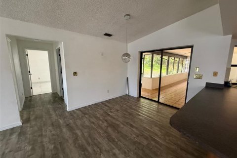 Villa ou maison à vendre à Weeki Wachee, Floride: 3 chambres, 207.26 m2 № 2102224 - photo 6