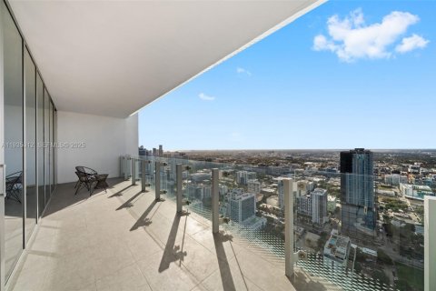 Купить кондоминиум в Майами, Флорида 2 спальни, 105.35м2, № 1993273 - фото 24