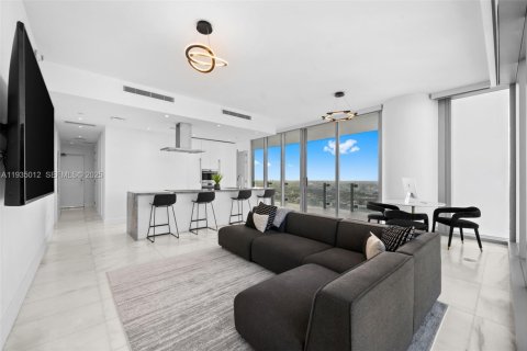 Купить кондоминиум в Майами, Флорида 2 спальни, 105.35м2, № 1993273 - фото 7
