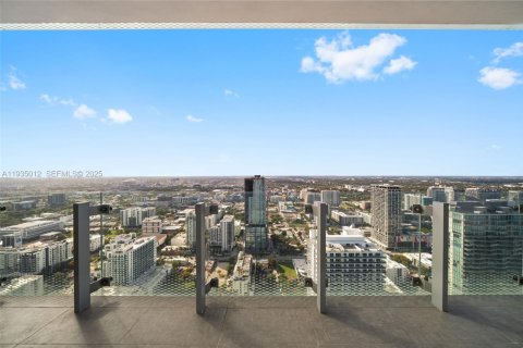 Купить кондоминиум в Майами, Флорида 2 спальни, 105.35м2, № 1993273 - фото 26